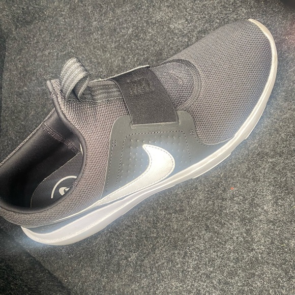 Nike. Size 10. Used as new.  Bought it brand new at Nike store and seems tight. - Picture 1 of 2